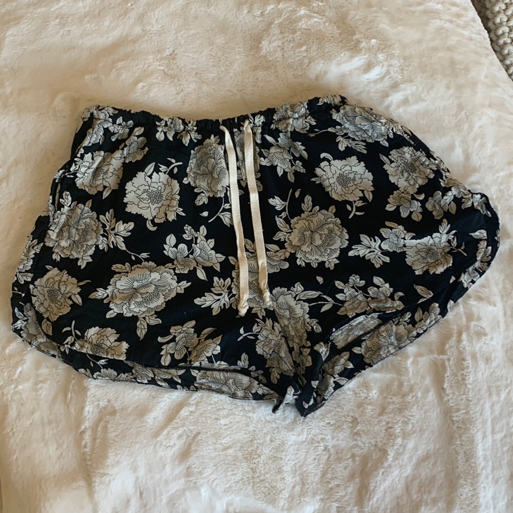 Brandy Melville Rose Remi Shorts